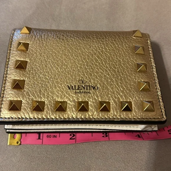 NWT Valentino gold metallic Rockstud Grainy Calfskin flap French wallet - Picture 10 of 11